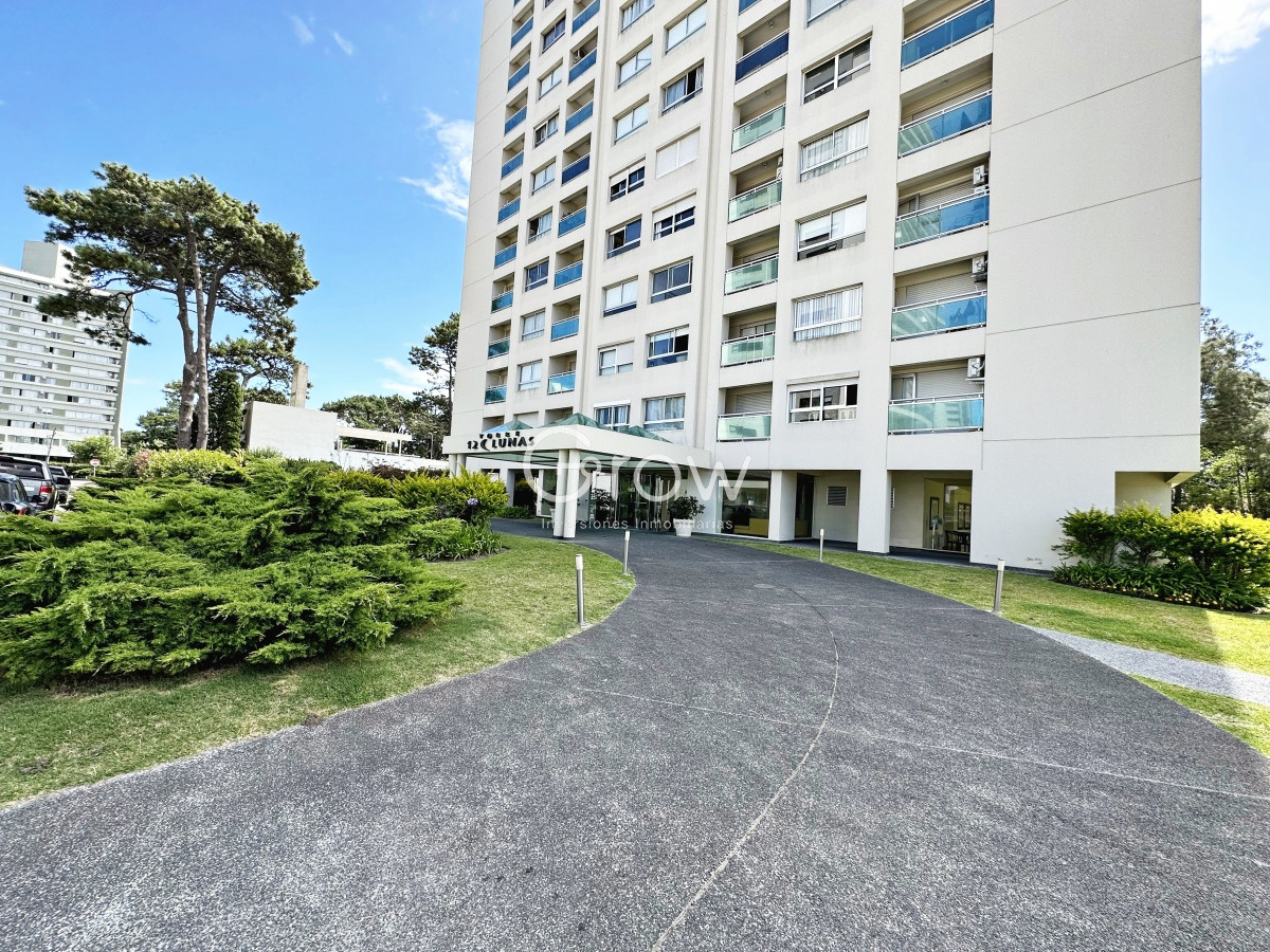 Apartamento ID.3274 - Departamento en alquiler sobre AV Roosevelt. 