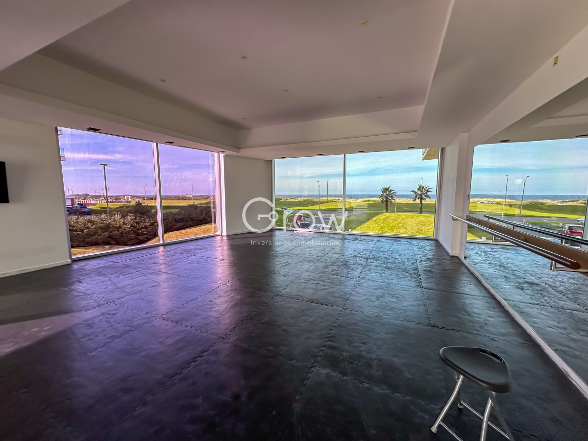 Apartamento ID.1664 - TIBURON III - categoría frente al mar 