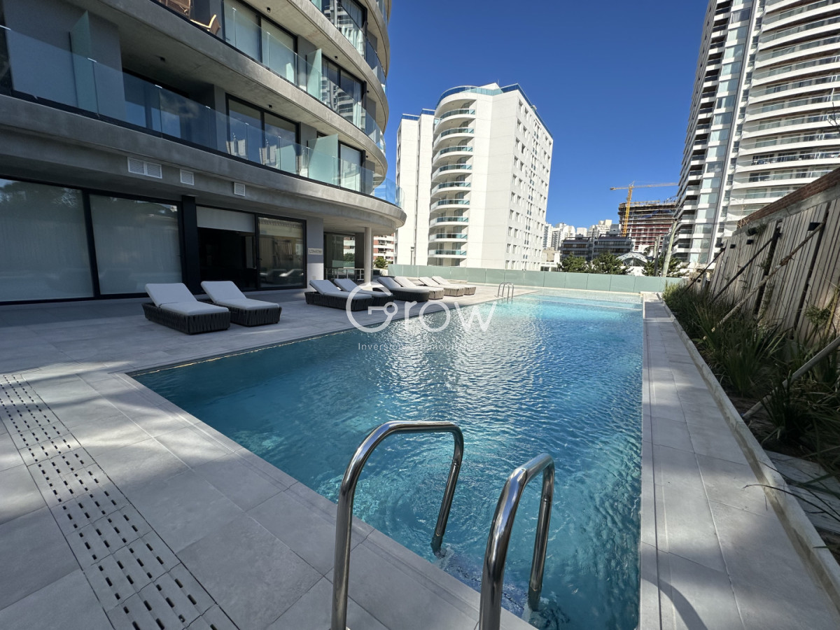 Apartamento ID.3733 - MANGLAR BRAVA. ESQUINERO CON GARAGE PARA DOS AUTOS.