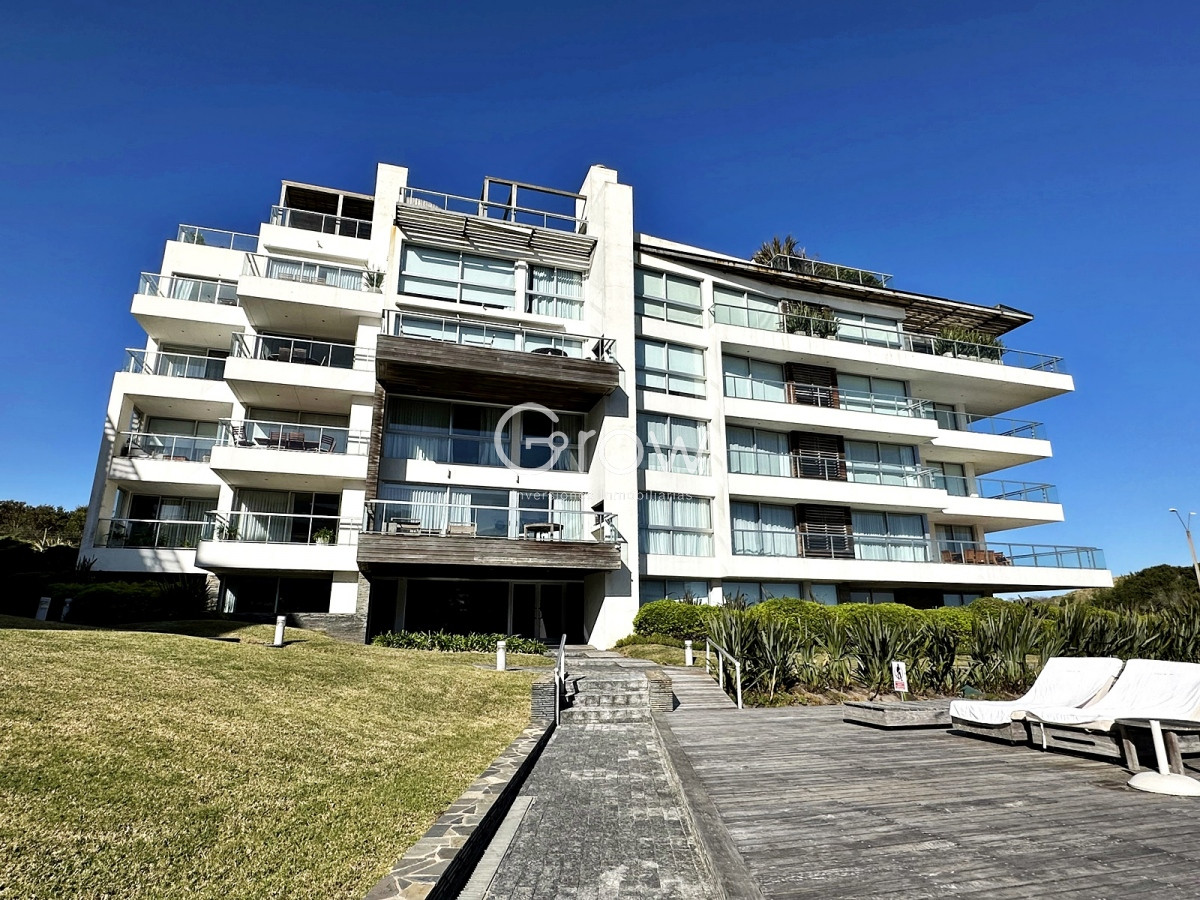 Apartamento ID.859 - Categoría en primera linea de Playa Brava