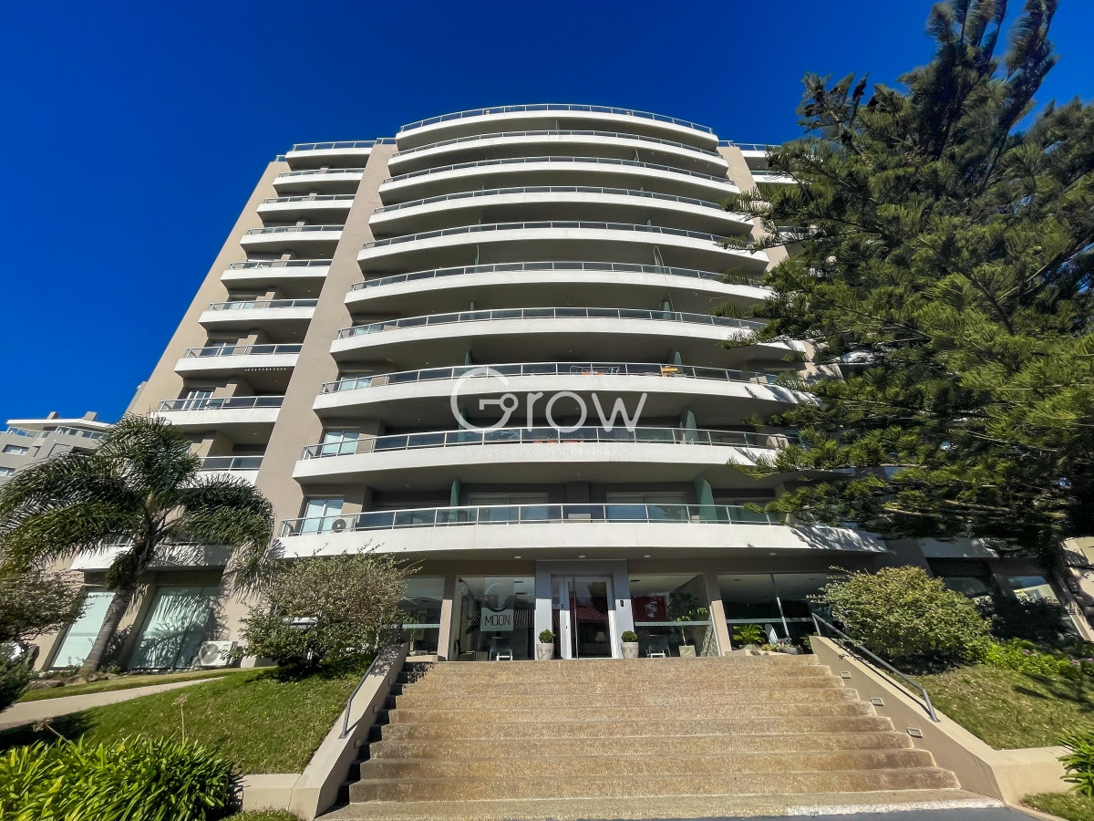 Apartamento ID.2628 - Hermoso apartamento con parrillero propio en Playa Brava