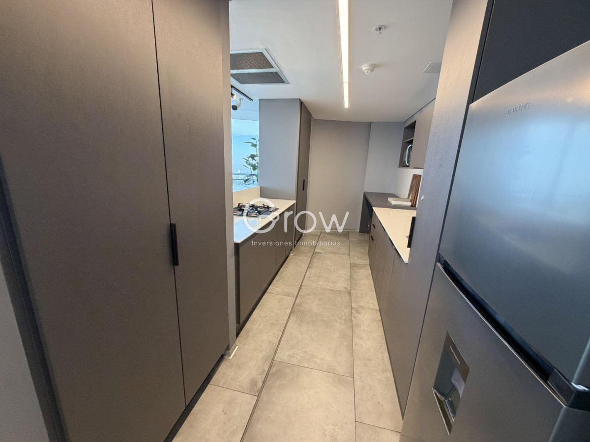 Apartamento ID.1766 - Alquiler anual en More Buceo piso alto!