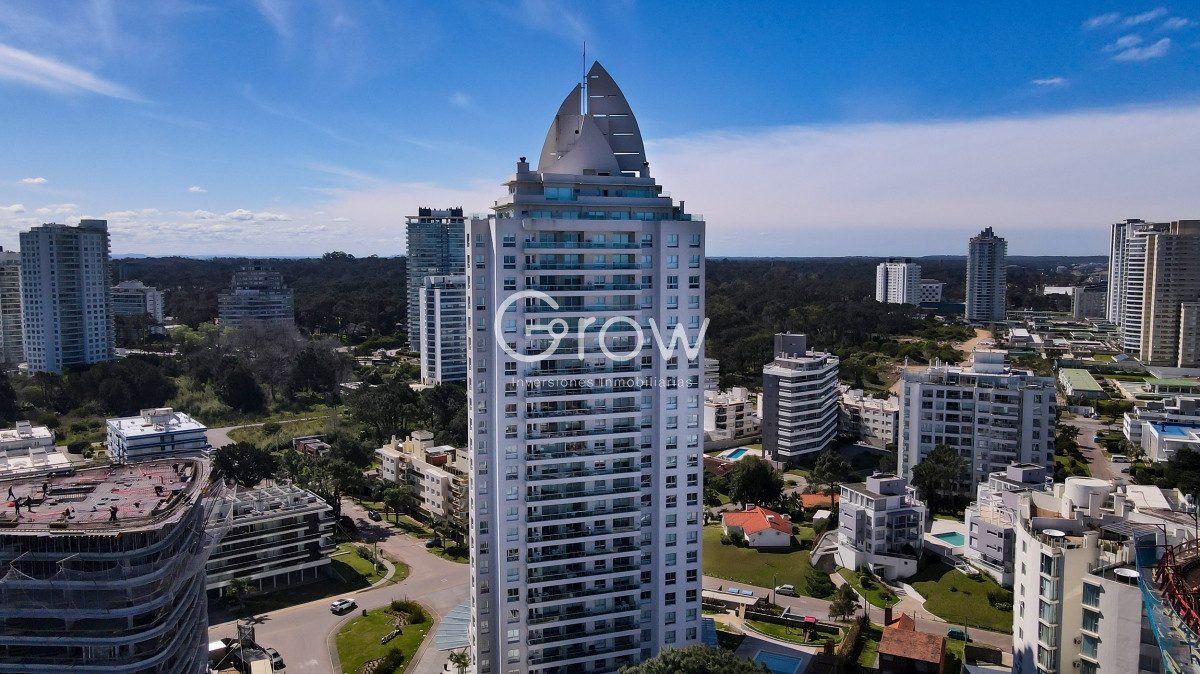 Apartamento ID.2194 - Wind Tower Punta del Este - Exclusivo apartamento en piso alto en venta