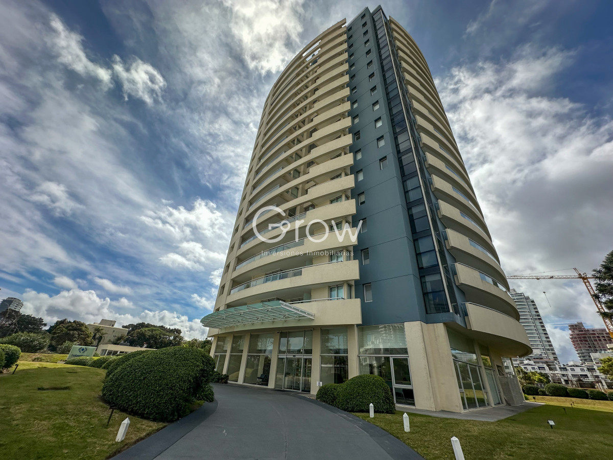 Apartamento ID.3114 - Amplitud y vistas al mar, lo que buscas en un departamento para dis