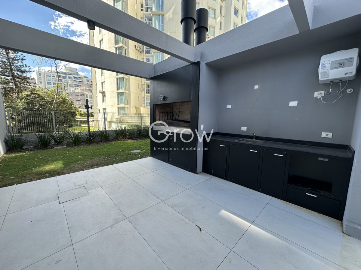 Apartamento ID.3733 - MANGLAR BRAVA. ESQUINERO CON GARAGE PARA DOS AUTOS.