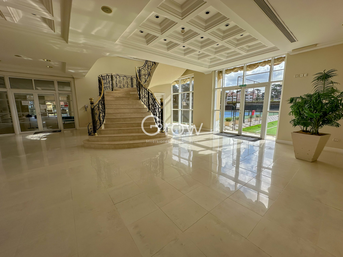 Apartamento ID.3017 - Exclusivo departamento en Torre de categoría en Playa Mansa!