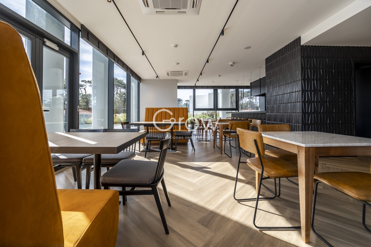 Apartamento ID.2327 - Venetian. Exclusivo apartamento frente al Mar en Playa Mansa!