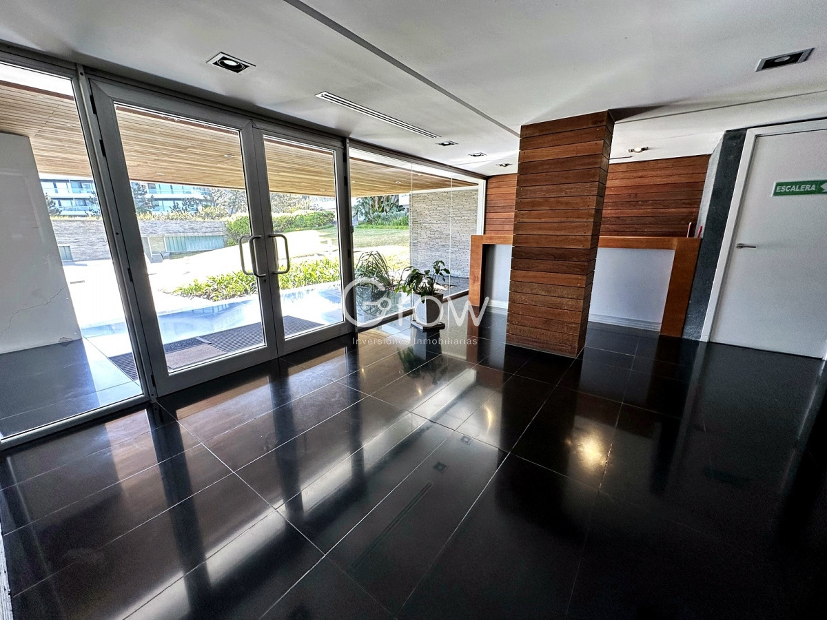 Apartamento ID.859 - Categoría en primera linea de Playa Brava