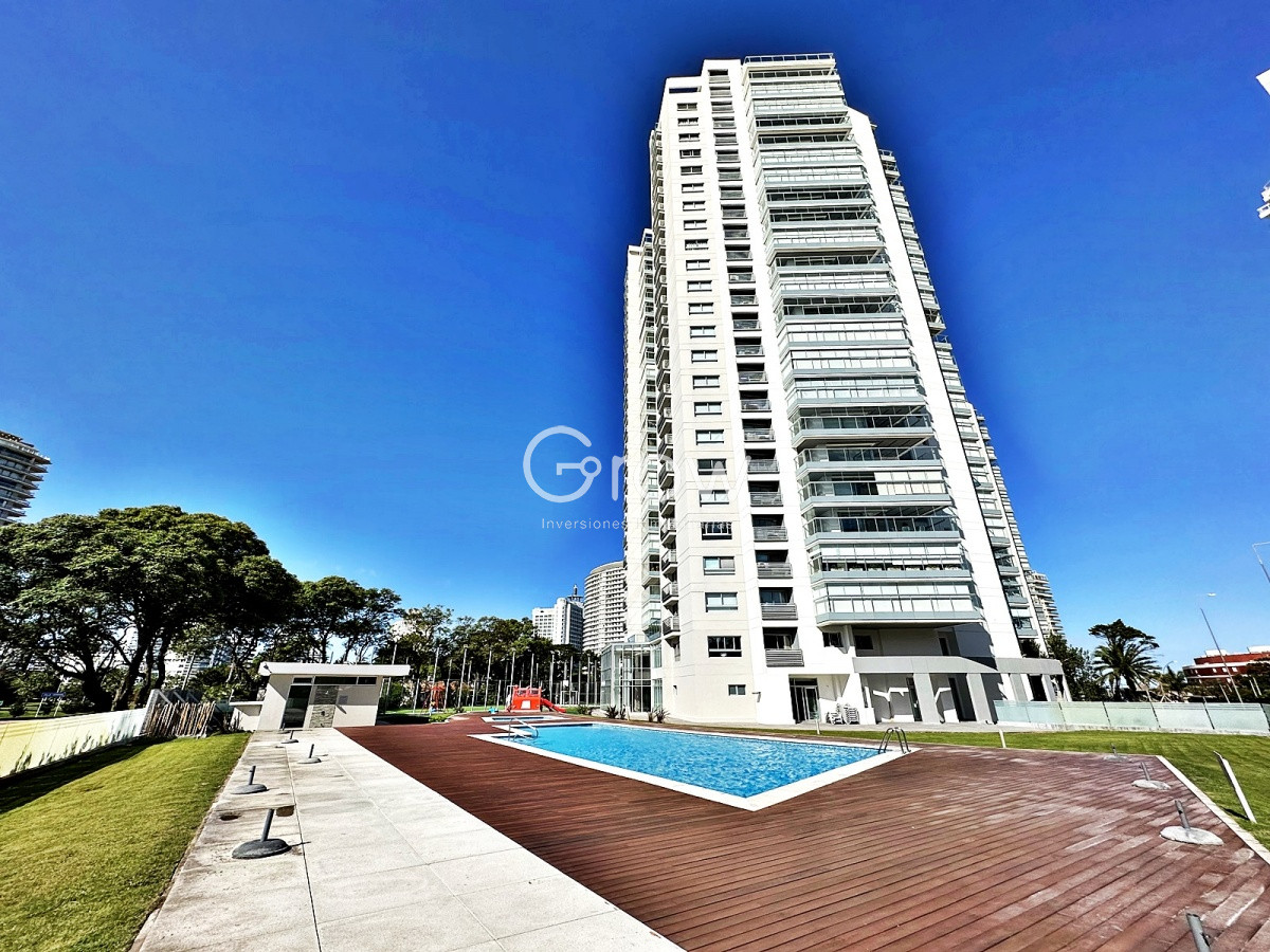 Apartamento ID.1048 - Apartamento en Punta del Este, Punta del Este