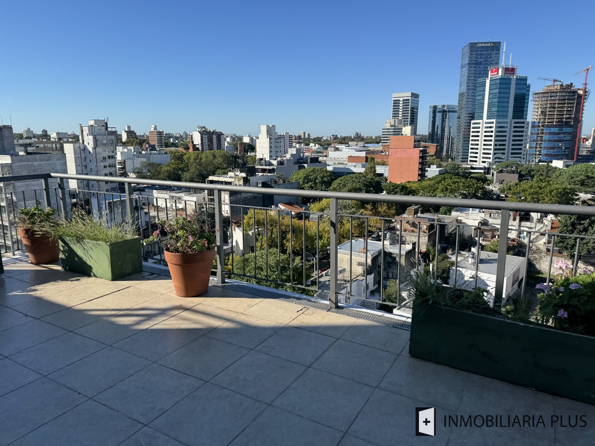 Apartamento ID.1651 - Venta de Penthouse de 3 dormitorios en suite con 315 m2, ascensor de uso exclusivo a pasos de Montevideo Shopping