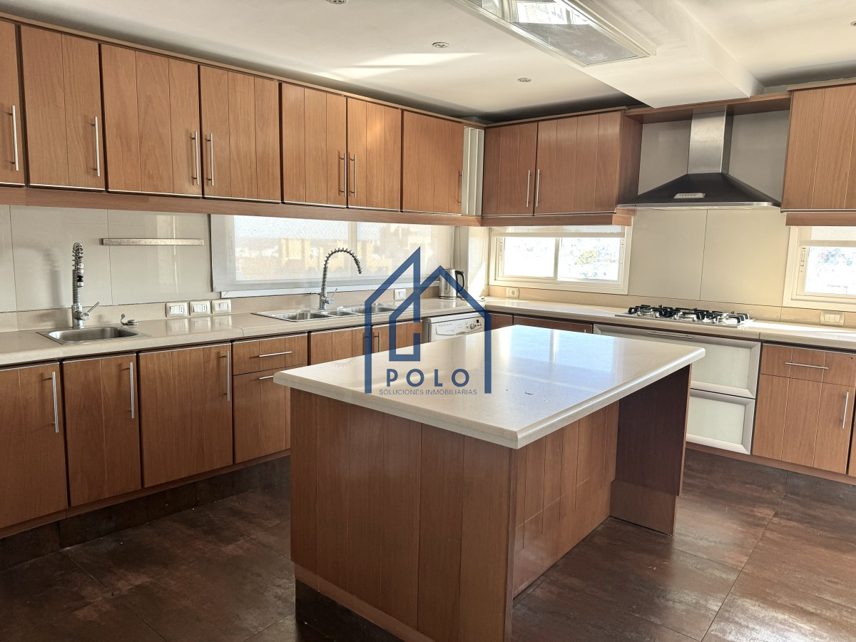 Apartamento ID.189 - Venta Penthouse 3 dormitorios Pocitos Nuevo