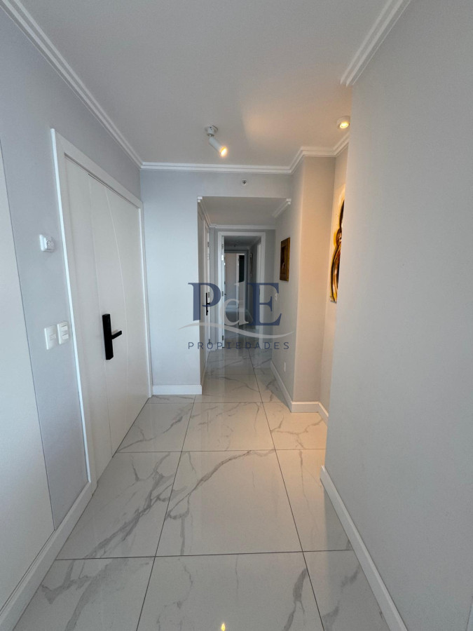 Apartamento 4 dormitorios de categoria Punta del Este - Imagen 23