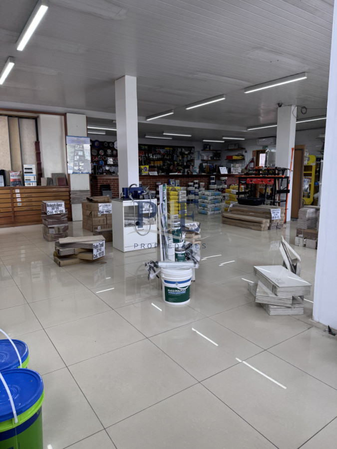 Gran terreno, local centro Maldonado - Imagen 10
