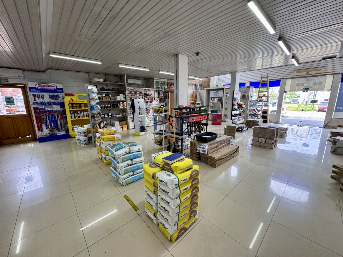 Gran terreno, local centro Maldonado - Imagen 6