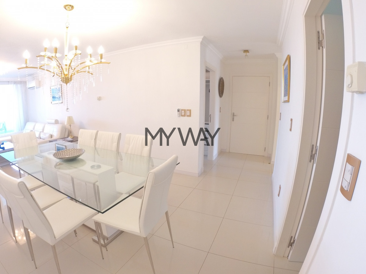 Apartamento ID.118/Venta-Apartamento-Punta-del-Este-3-dormitorios-Playa-Mansa - Venta Apartamento Punta del Este 3 dormitorios Playa Mansa