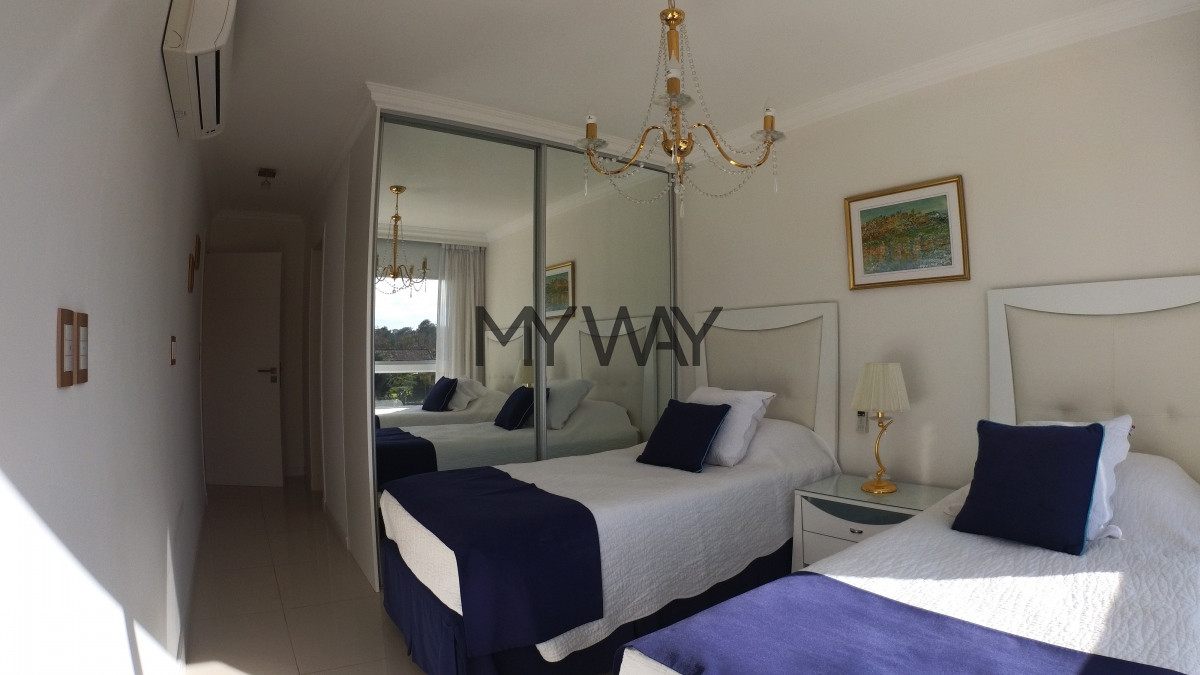 Apartamento ID.118/Venta-Apartamento-Punta-del-Este-3-dormitorios-Playa-Mansa - Venta Apartamento Punta del Este 3 dormitorios Playa Mansa