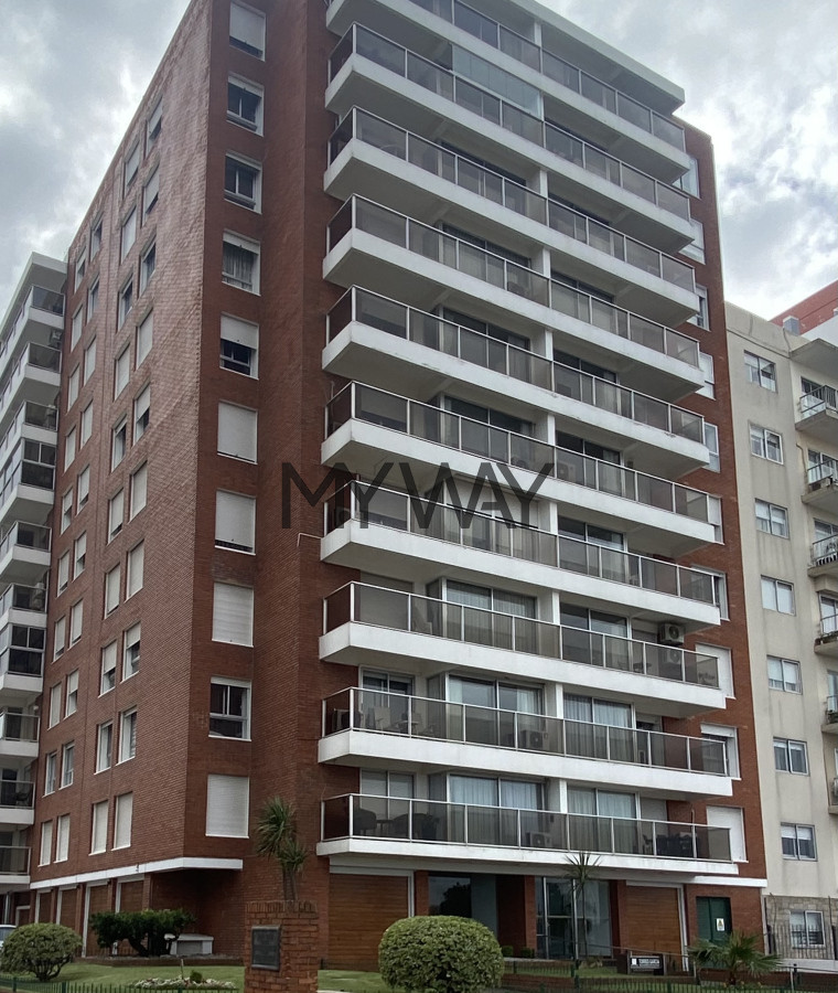 Apartamento ID.337/Venta-apartamento-2-dormitorios-2-baños--Rambla-de-Malvín - Venta apartamento 2 dormitorios 2 baños  Rambla de Malvín