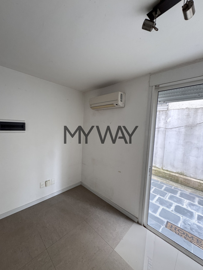 Apartamento ID.398/1-dormitorio-en-Malvin-a-1-cuadra-de-la-rambla - 1 dormitorio en Malvin a 1 cuadra de la rambla