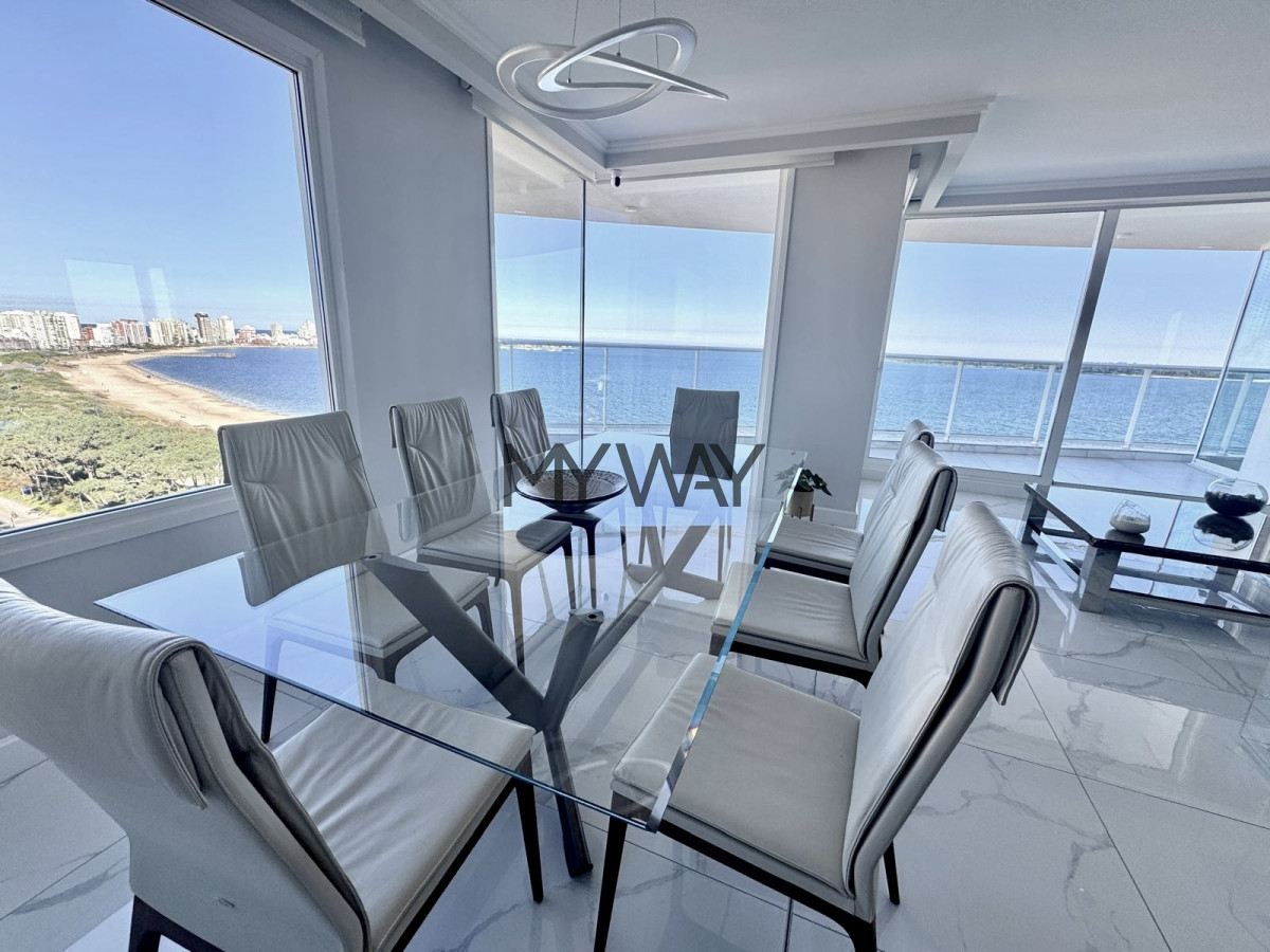 Apartamento ID.353/Apartamento-4-dormitorios-de-categoria-Punta-del-Este - Apartamento 4 dormitorios de categoria Punta del Este