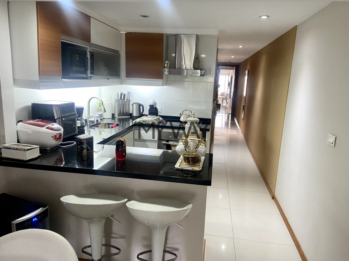 Apartamento ID.99/Apartamento--1-dormitorio-y-medio-a-una-cuadra-del-mar-Punta-Carretas - Apartamento  1 dormitorio y medio a una cuadra del mar Punta Carretas
