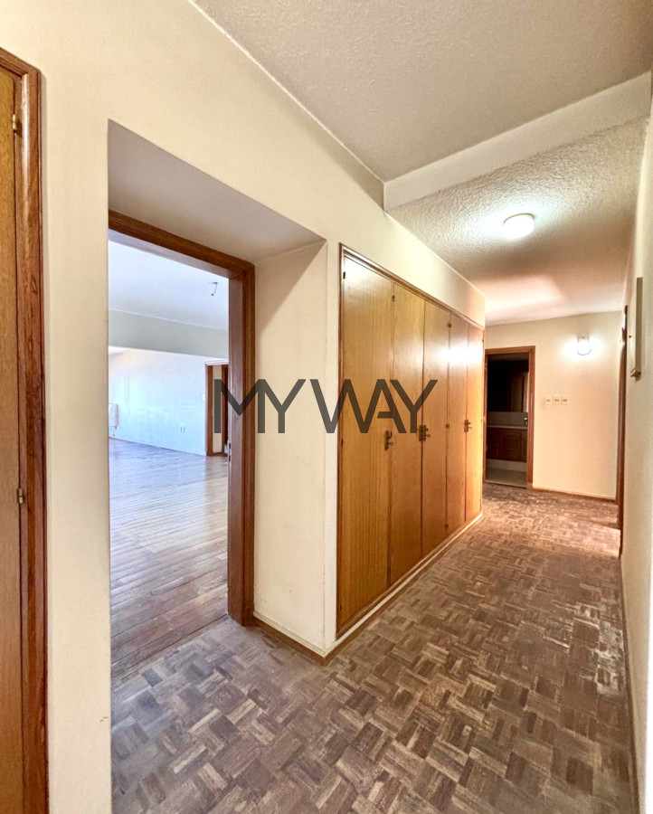 Apartamento ID.369/Apartamento-3-dormitorios-Rambla-República-del-Perú - Apartamento 3 dormitorios Rambla República del Perú