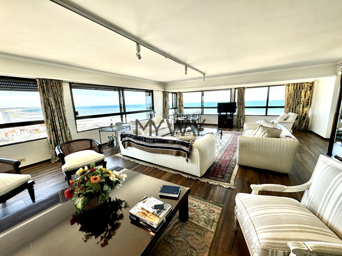 Apartamento ID.387/Apartamento-4-dormitorios-Punta-del-Este - Apartamento 4 dormitorios Punta del Este