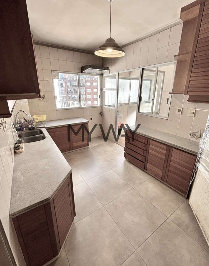 Apartamento ID.369/Apartamento-3-dormitorios-Rambla-República-del-Perú - Apartamento 3 dormitorios Rambla República del Perú