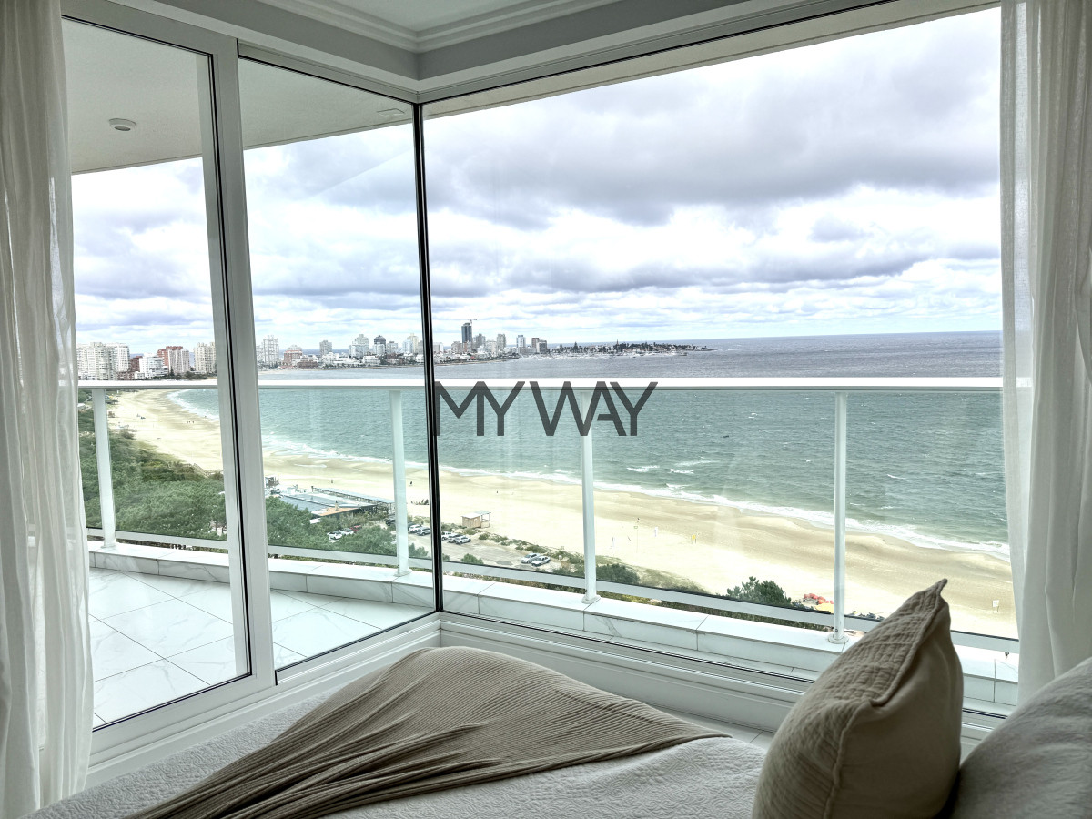 Apartamento ID.353/Apartamento-4-dormitorios-de-categoria-Punta-del-Este - Apartamento 4 dormitorios de categoria Punta del Este