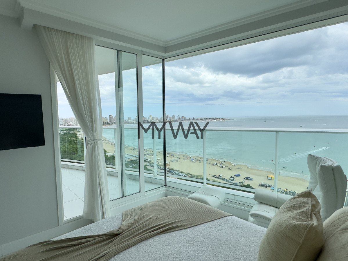 Apartamento ID.353/Apartamento-4-dormitorios-de-categoria-Punta-del-Este - Apartamento 4 dormitorios de categoria Punta del Este