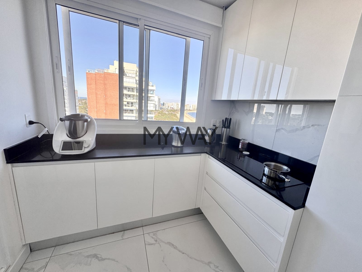 Apartamento ID.353/Apartamento-4-dormitorios-de-categoria-Punta-del-Este - Apartamento 4 dormitorios de categoria Punta del Este