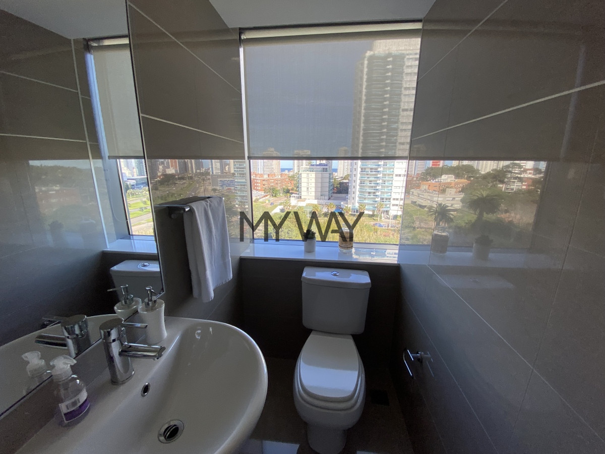 Apartamento ID.151/Venta-apartamento-3-suites-Alexander-Boulevard-Punta-del-Este - Venta apartamento 3 suites Alexander Boulevard Punta del Este