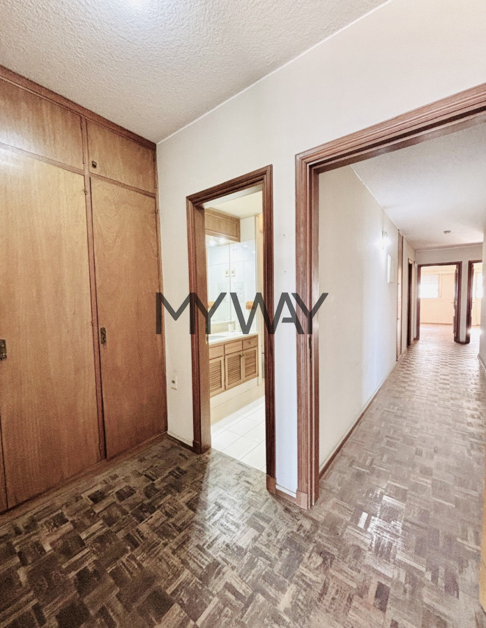 Apartamento ID.369/Apartamento-3-dormitorios-Rambla-República-del-Perú - Apartamento 3 dormitorios Rambla República del Perú