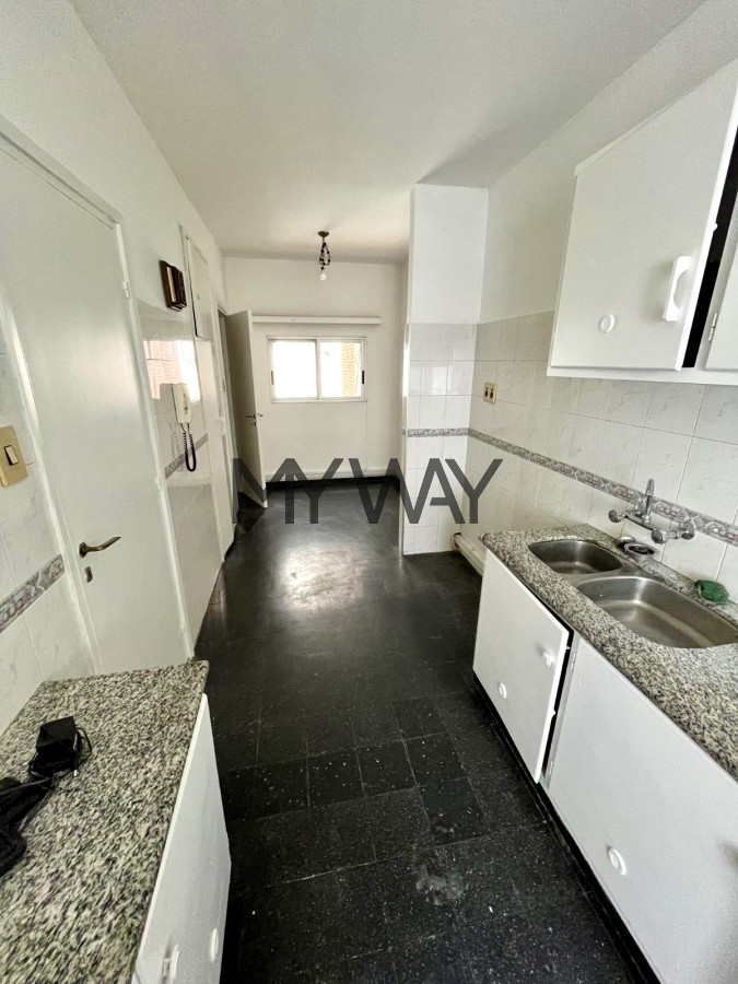 Apartamento ID.328/Venta-apartamento-2-dormitorios-Pocitos-a-1-cuadra-del-mar - Venta apartamento 2 dormitorios Pocitos a 1 cuadra del mar