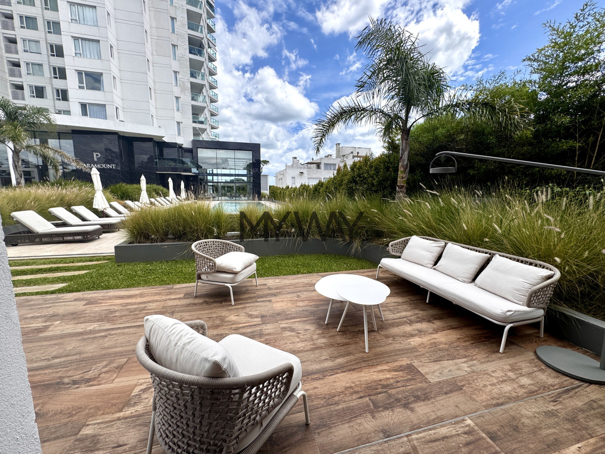 Apartamento ID.353/Apartamento-4-dormitorios-de-categoria-Punta-del-Este - Apartamento 4 dormitorios de categoria Punta del Este