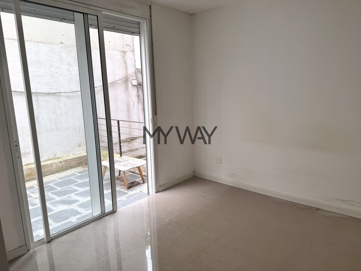 Apartamento ID.398/1-dormitorio-en-Malvin-a-1-cuadra-de-la-rambla - 1 dormitorio en Malvin a 1 cuadra de la rambla