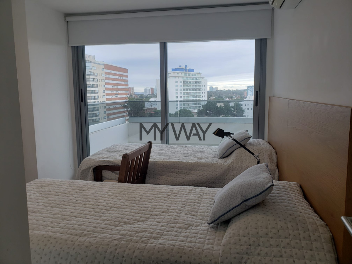 Apartamento ID.134/Venta-apartamento-3-dormitorios-Punta-del-Este-Torre-Esmeralda - Venta apartamento 3 dormitorios Punta del Este Torre Esmeralda