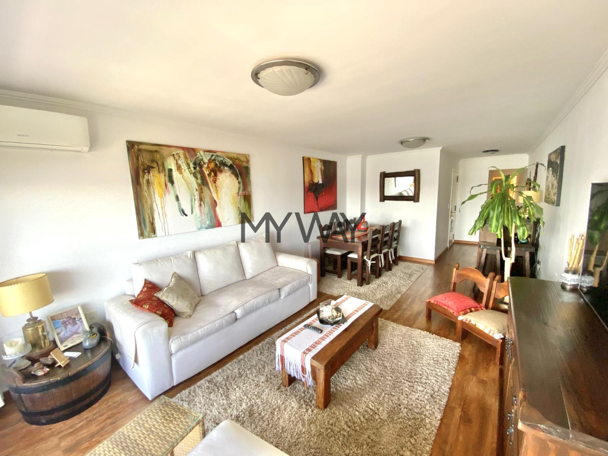 Apartamento ID.373/Venta-apartamento-3-Dormitorios-Rambla-Punta-Carretas - Venta apartamento 3 Dormitorios Rambla Punta Carretas
