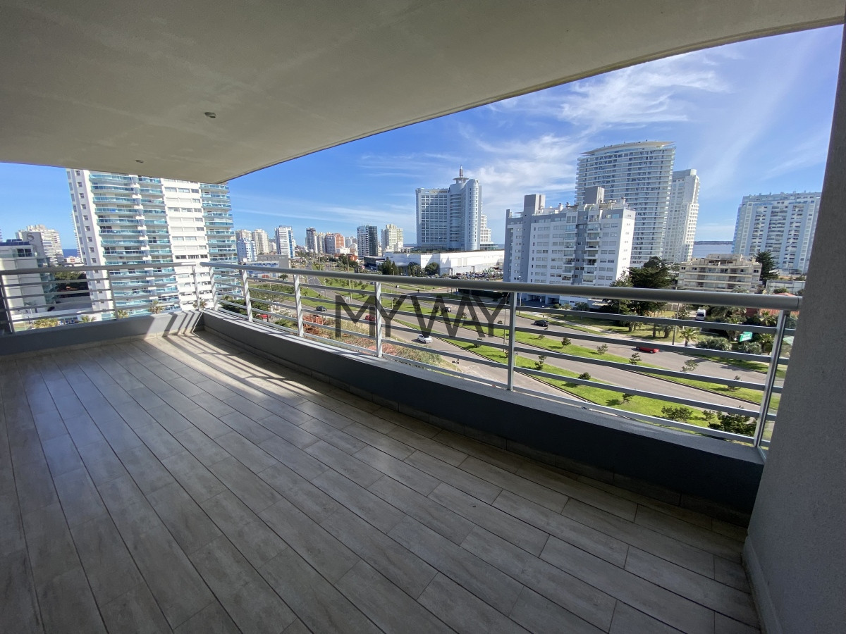 Apartamento ID.151/Venta-apartamento-3-suites-Alexander-Boulevard-Punta-del-Este - Venta apartamento 3 suites Alexander Boulevard Punta del Este