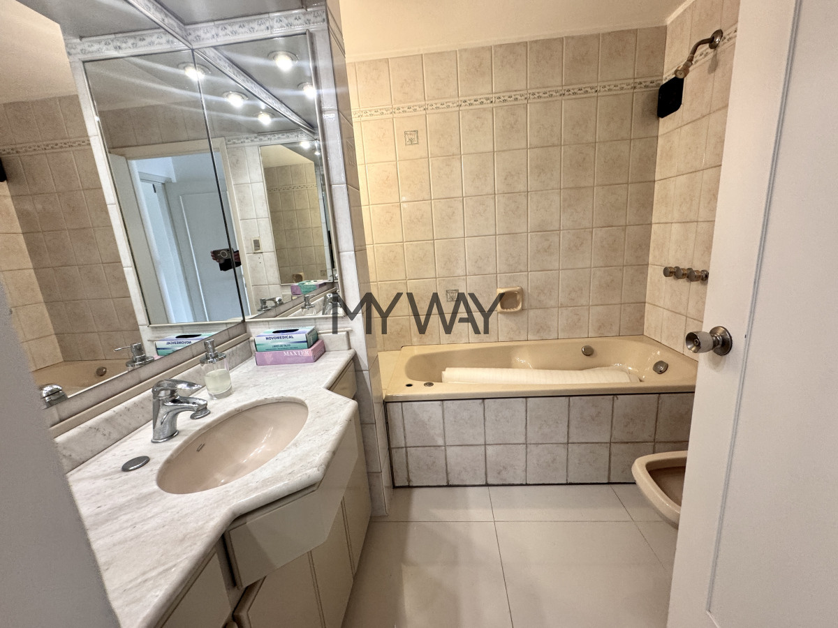 Apartamento ID.380/Apartamento-3-dormitorios-de-Categoria-Pocitos - Apartamento 3 dormitorios de Categoria Pocitos