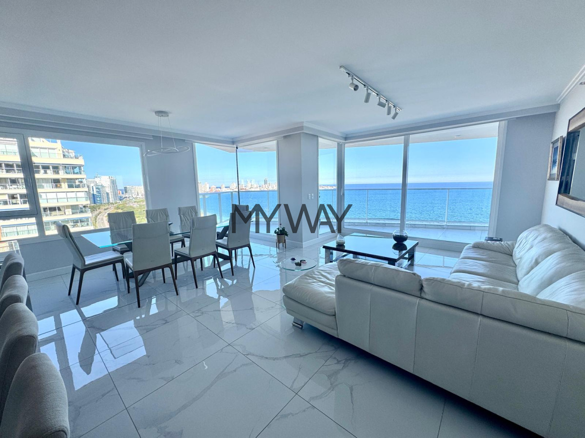 Apartamento ID.353/Apartamento-4-dormitorios-de-categoria-Punta-del-Este - Apartamento 4 dormitorios de categoria Punta del Este