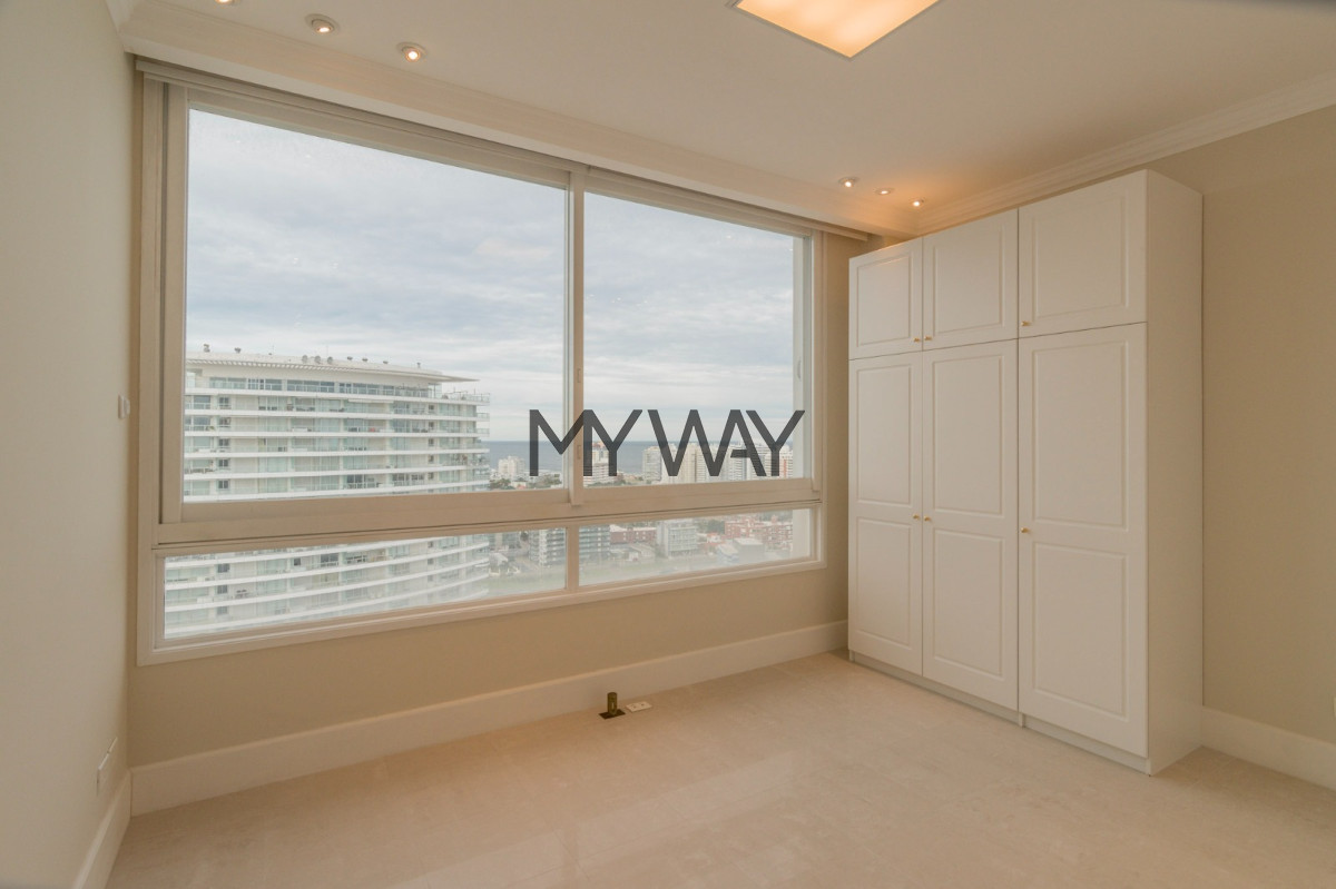 Apartamento ID.126/Venta-PENTHOUSE-4-suites-en-torre-de-categoria - Venta PENTHOUSE 4 suites en torre de categoria