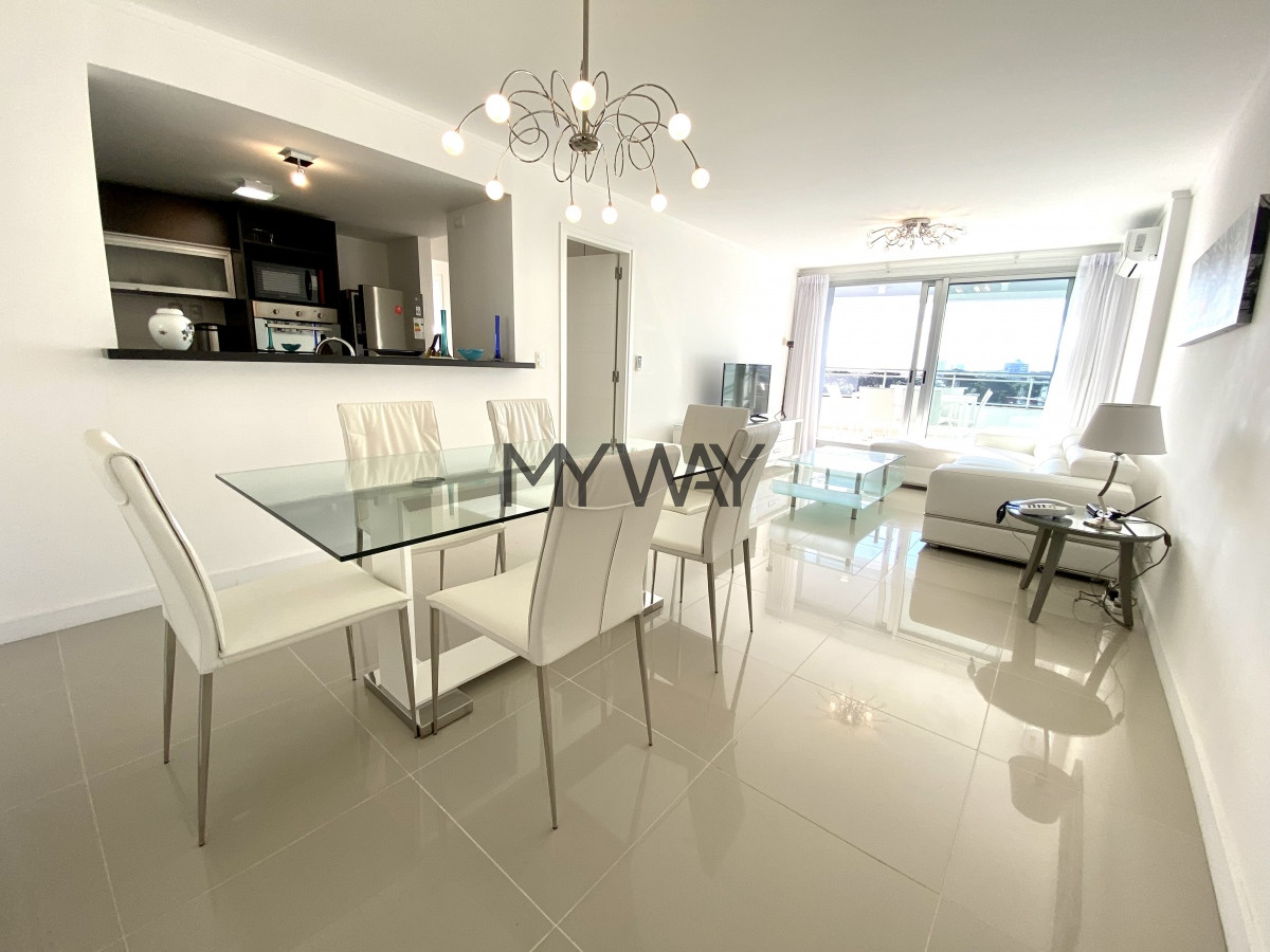 Apartamento ID.125/Venta-Apartamento-3-dormitorios-Punta-del-Este-torre-de-categoría-excelente-estado-sobre-Chiverta-con-todos-los-amenities - Venta Apartamento 3 dormitorios Punta del Este torre de categoría excelente estado sobre Chiverta con todos los amenities