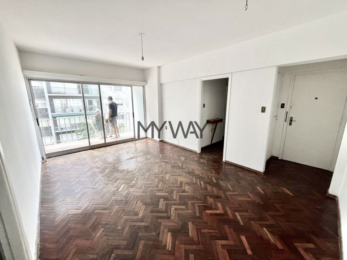 Apartamento ID.328/Venta-apartamento-2-dormitorios-Pocitos-a-1-cuadra-del-mar - Venta apartamento 2 dormitorios Pocitos a 1 cuadra del mar