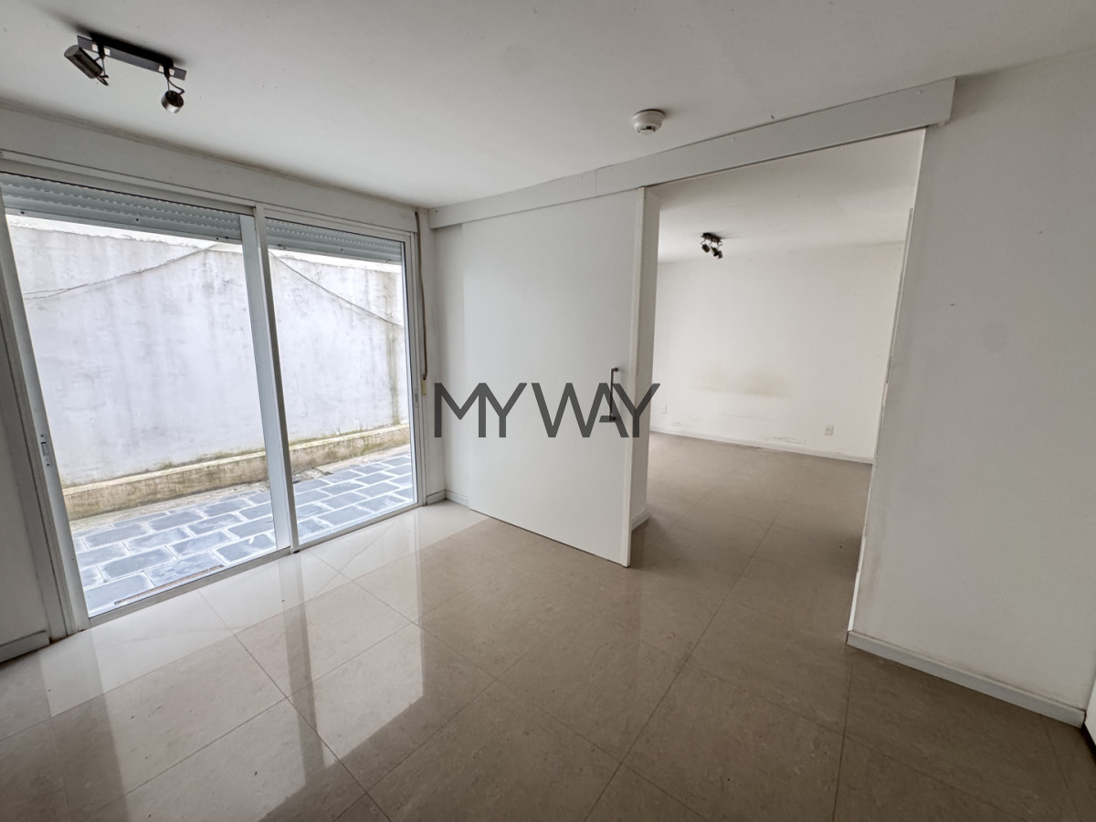 Apartamento ID.398/1-dormitorio-en-Malvin-a-1-cuadra-de-la-rambla - 1 dormitorio en Malvin a 1 cuadra de la rambla