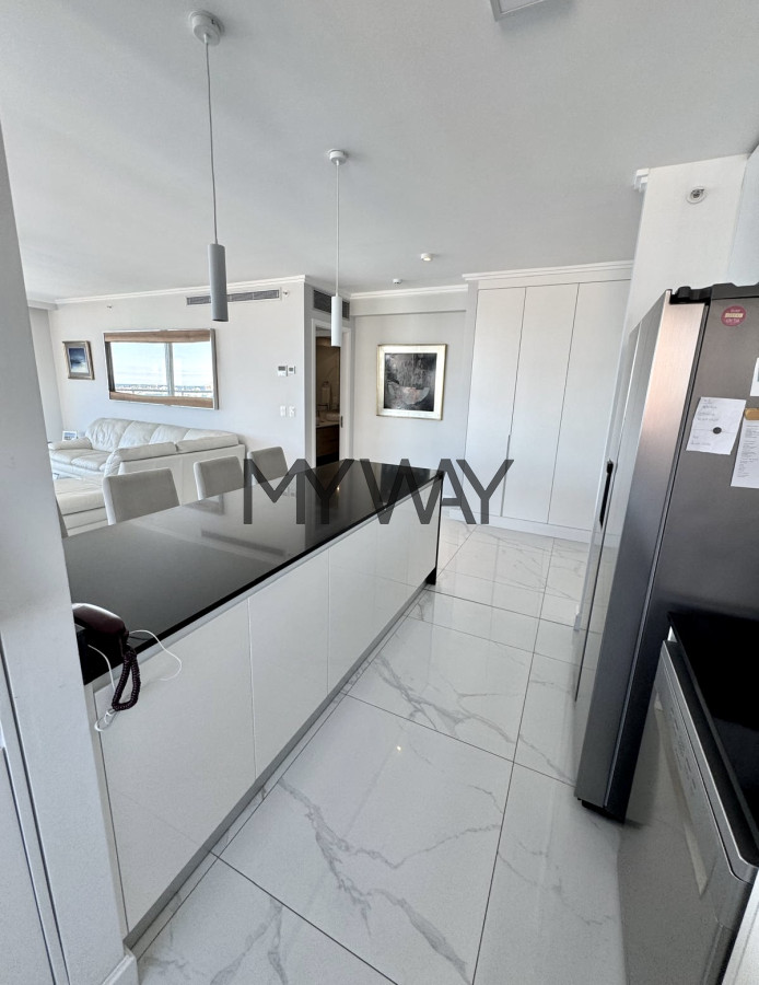 Apartamento ID.353/Apartamento-4-dormitorios-de-categoria-Punta-del-Este - Apartamento 4 dormitorios de categoria Punta del Este