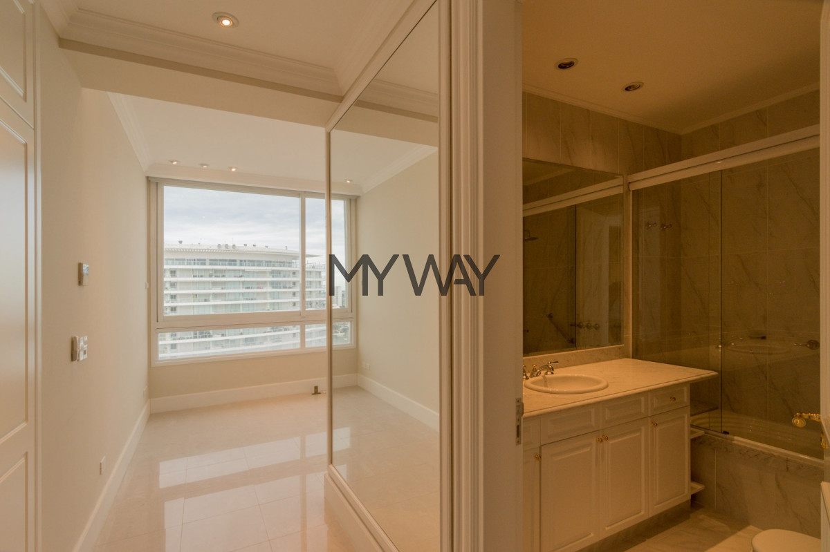 Apartamento ID.126/Venta-PENTHOUSE-4-suites-en-torre-de-categoria - Venta PENTHOUSE 4 suites en torre de categoria
