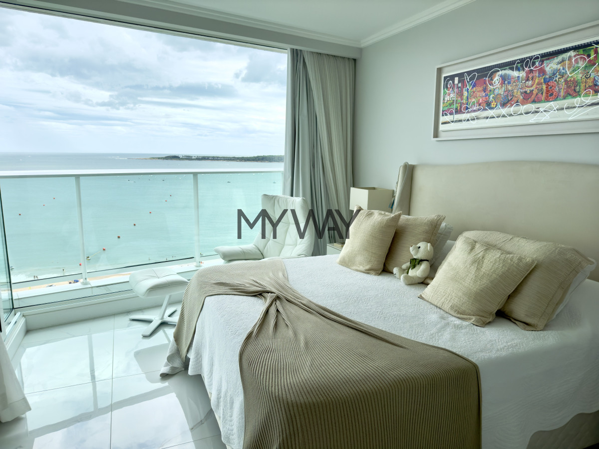 Apartamento ID.353/Apartamento-4-dormitorios-de-categoria-Punta-del-Este - Apartamento 4 dormitorios de categoria Punta del Este