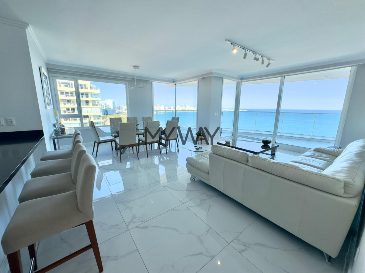 Apartamento ID.353/Apartamento-4-dormitorios-de-categoria-Punta-del-Este - Apartamento 4 dormitorios de categoria Punta del Este