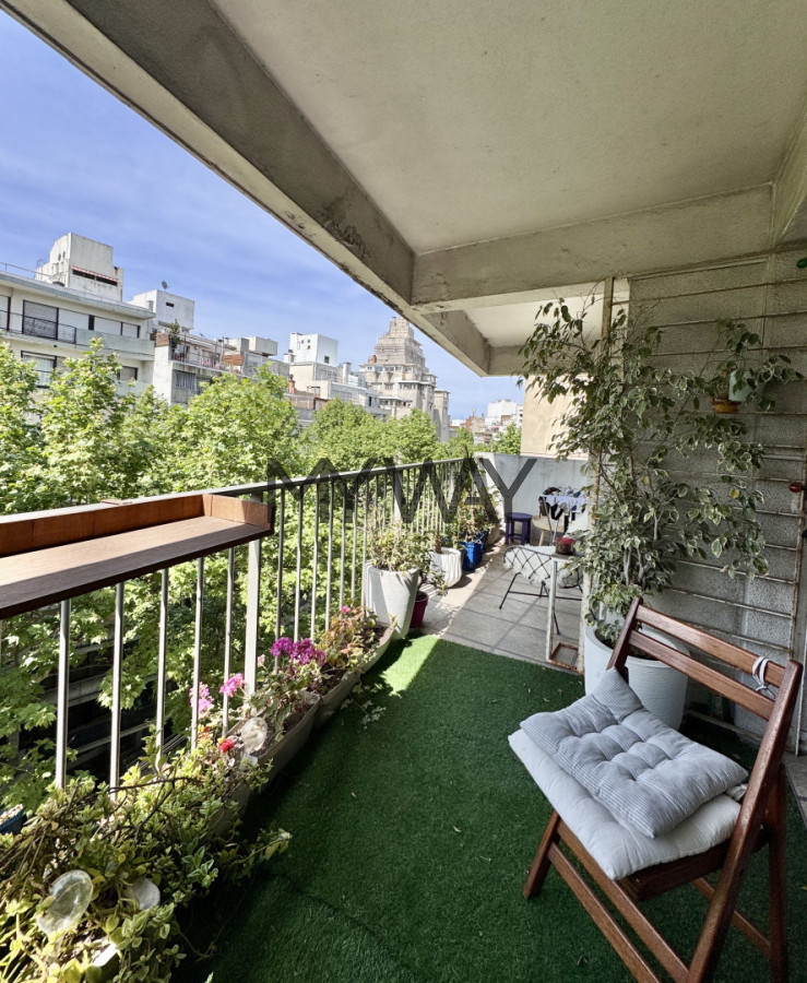 Apartamento ID.393/Venta-apartamento-2-dormitorios-a-1-cuadra-de-la-rambla - Venta apartamento 2 dormitorios a 1 cuadra de la rambla