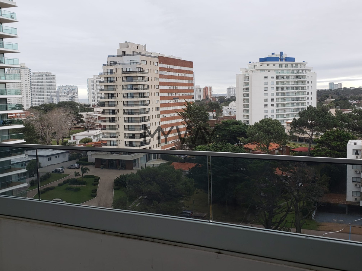 Apartamento ID.134/Venta-apartamento-3-dormitorios-Punta-del-Este-Torre-Esmeralda - Venta apartamento 3 dormitorios Punta del Este Torre Esmeralda